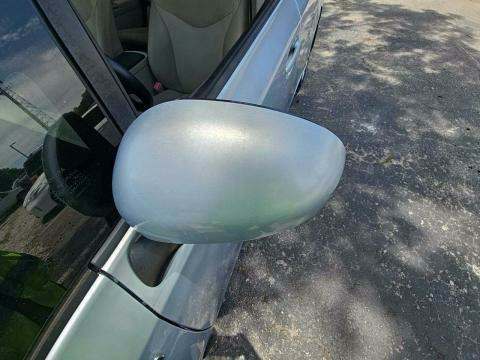 2014 Toyota Prius v Five FWD