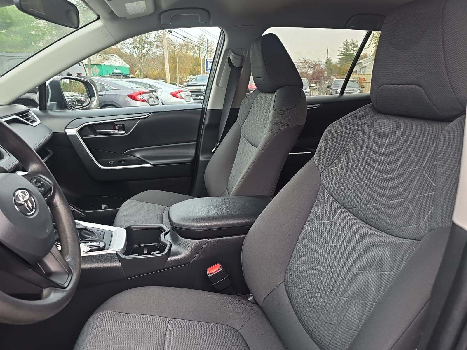 2022 Toyota RAV4 XLE AWD