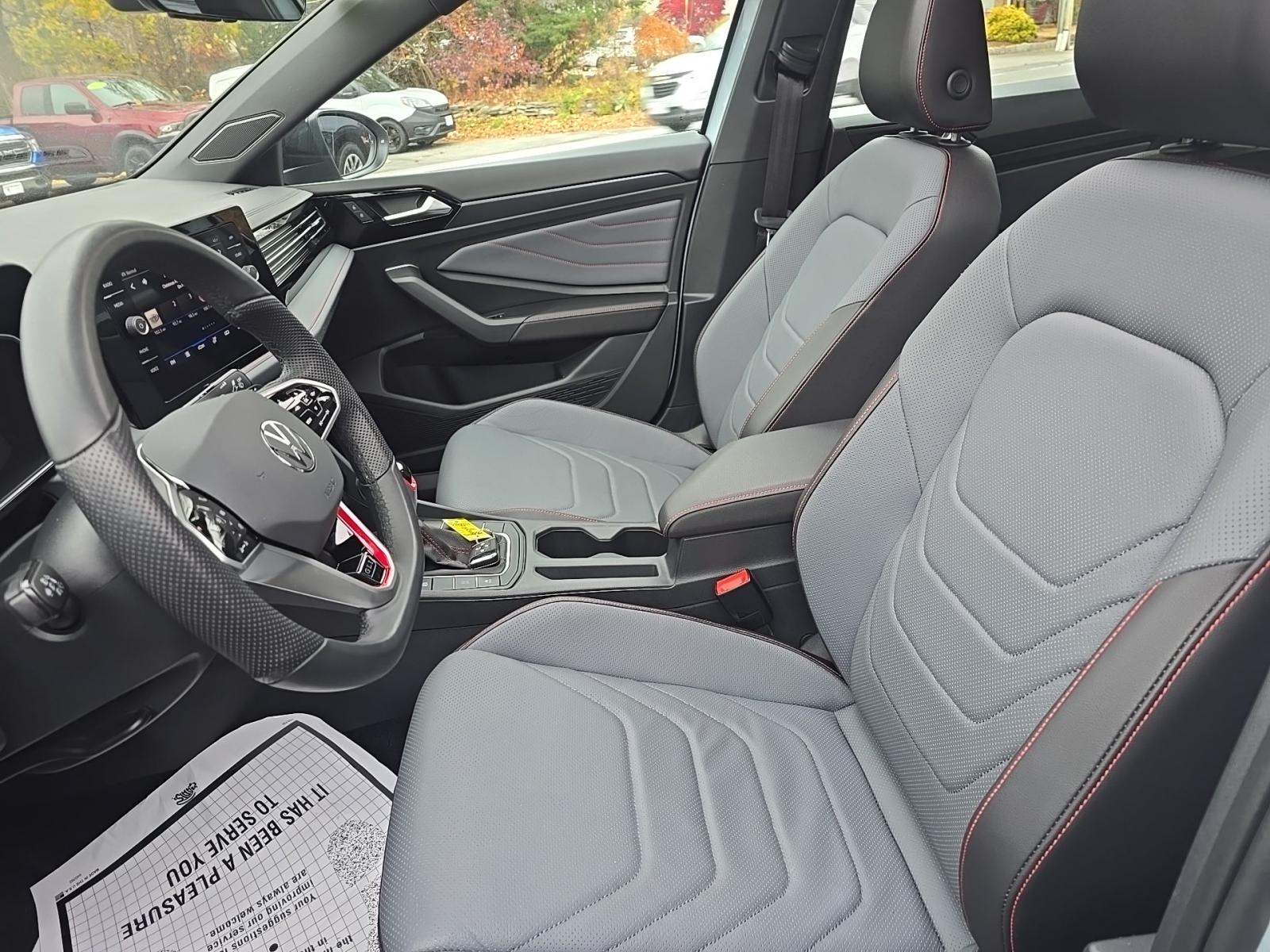 2025 Volkswagen Jetta 2.0T GLI Autobahn FWD