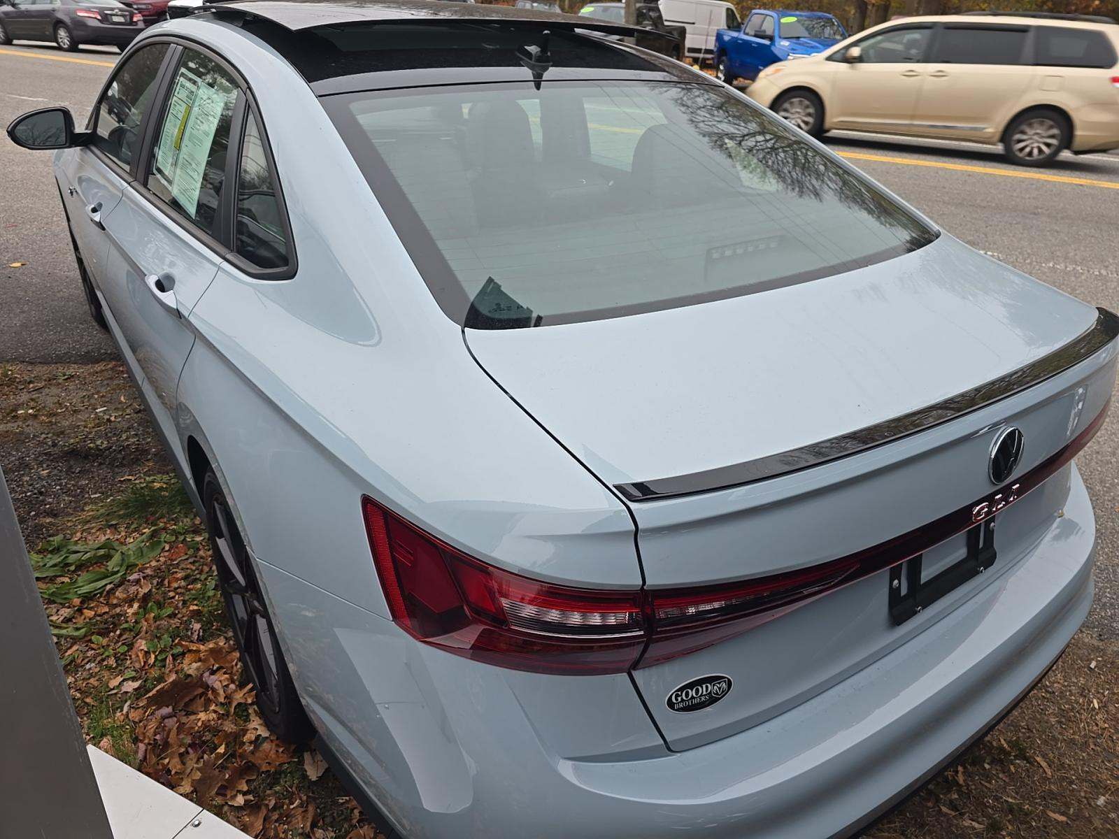 2025 Volkswagen Jetta 2.0T GLI Autobahn FWD