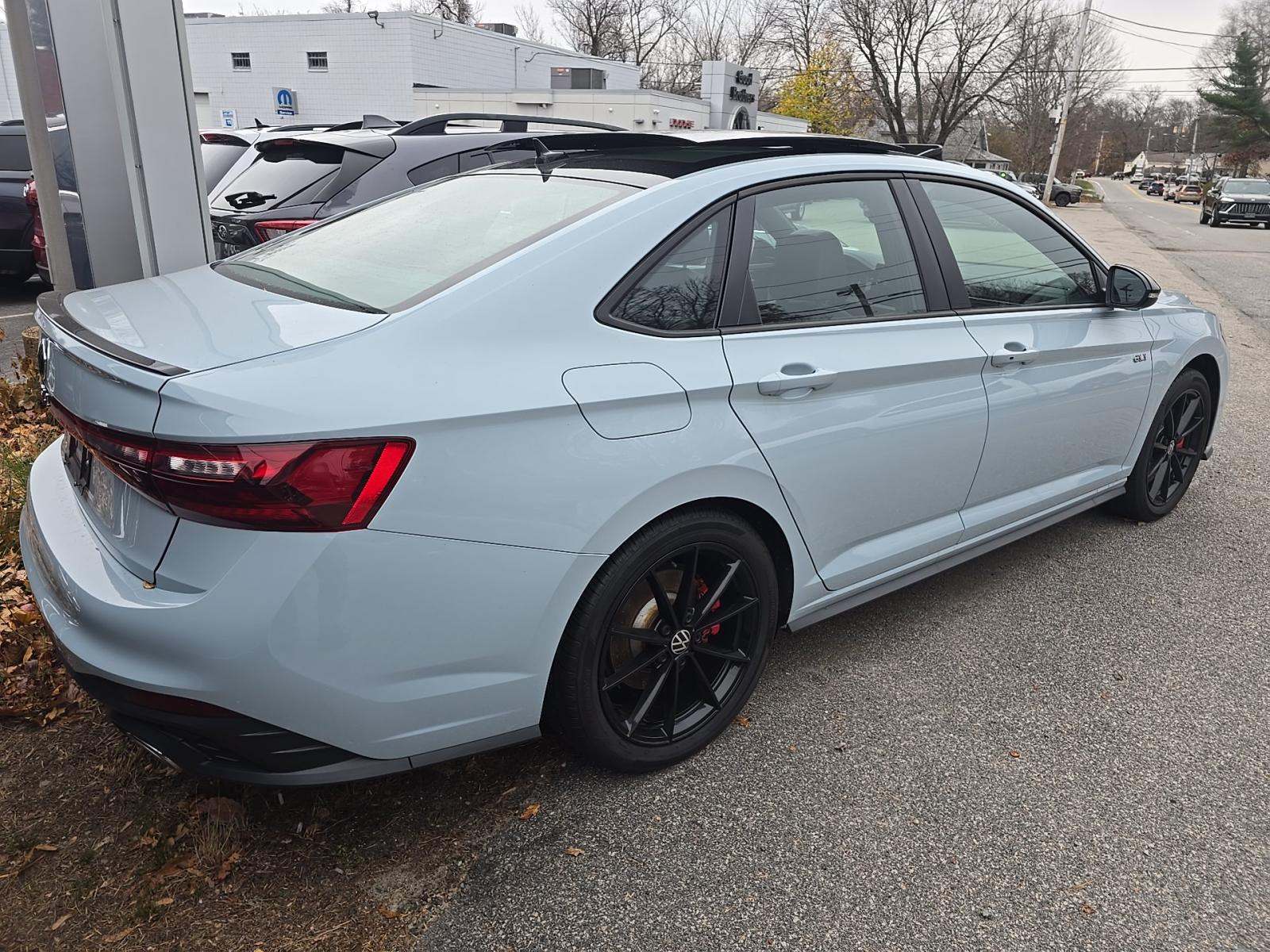 2025 Volkswagen Jetta 2.0T GLI Autobahn FWD