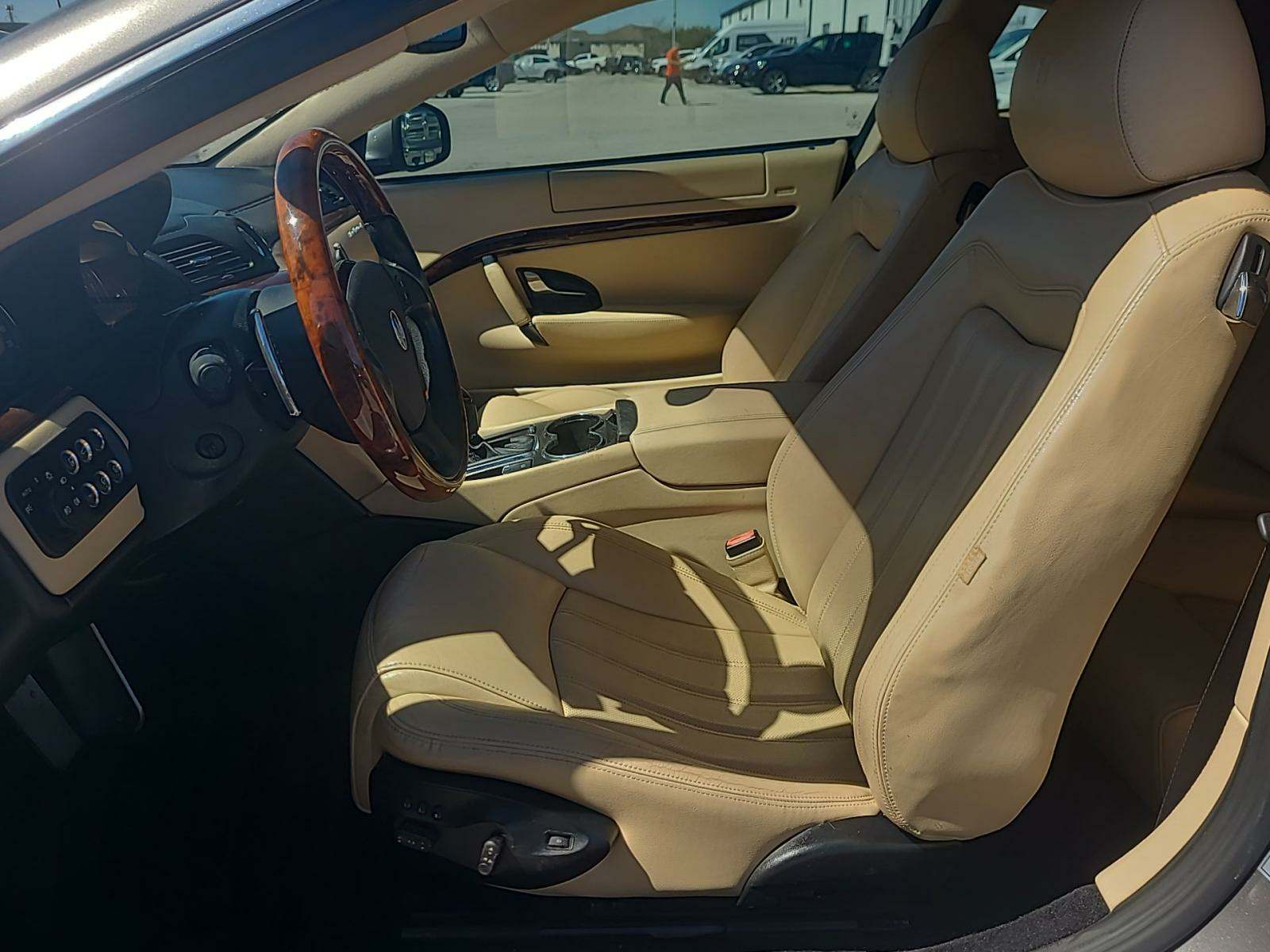 2010 Maserati GranTurismo S RWD