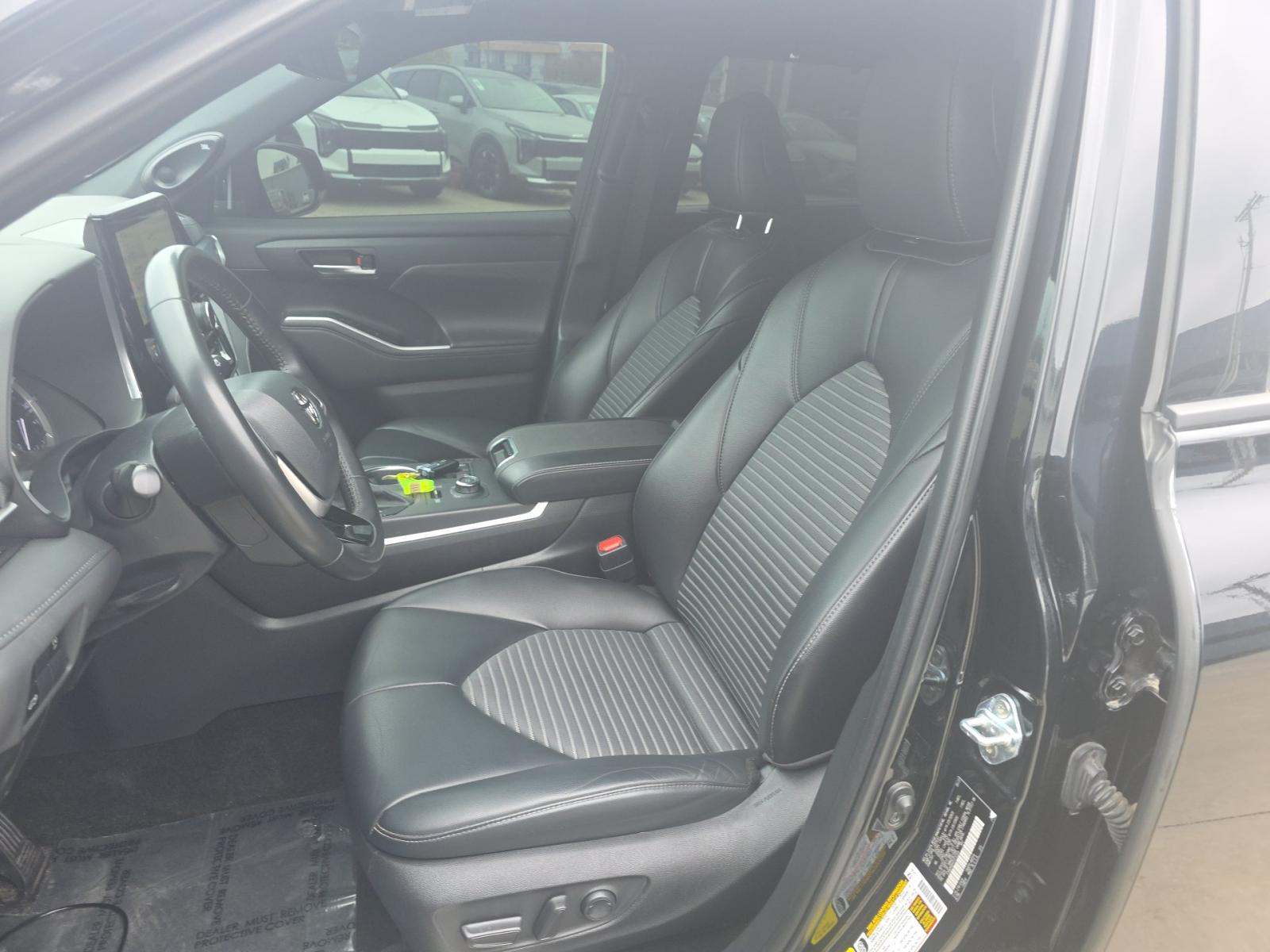 2023 Toyota Highlander XSE AWD