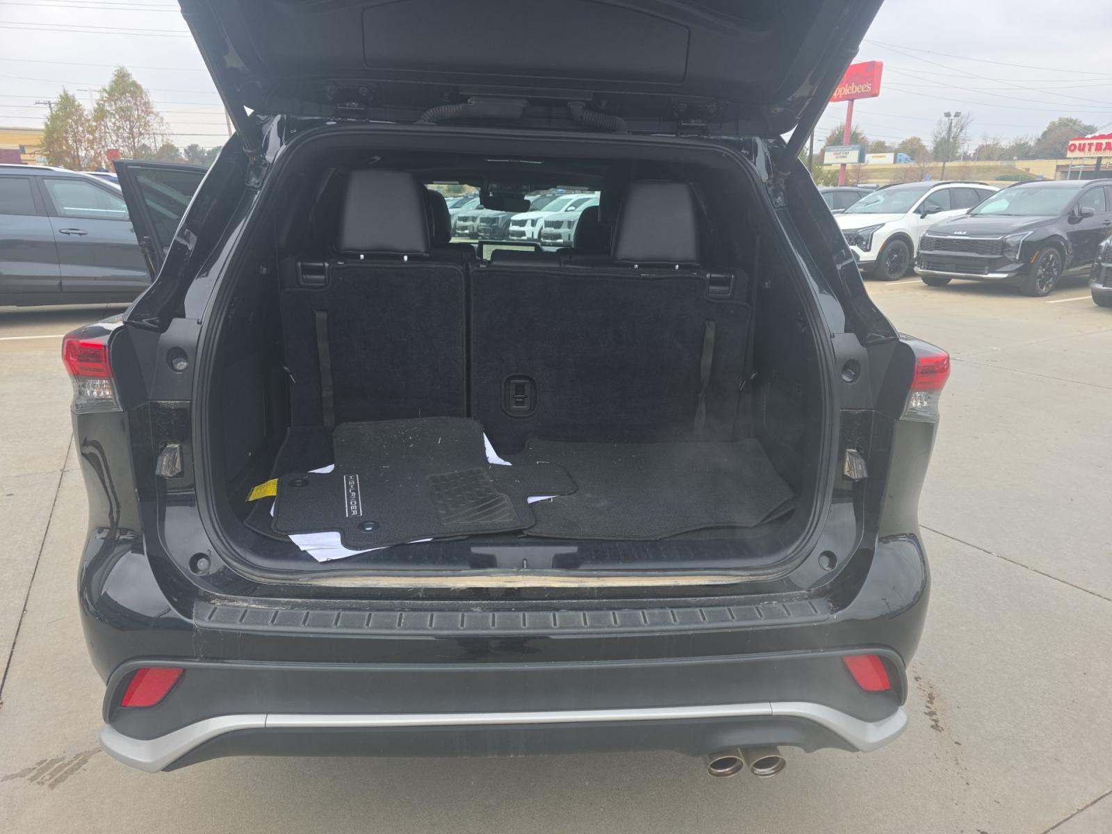 2023 Toyota Highlander XSE AWD