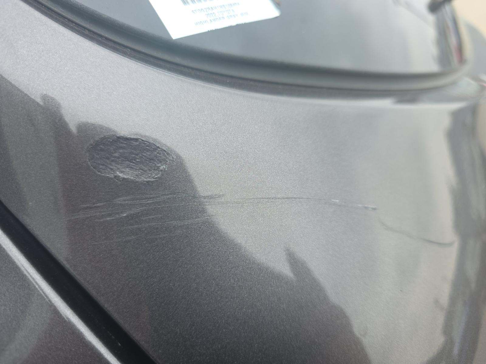 2022 Toyota Highlander XLE FWD