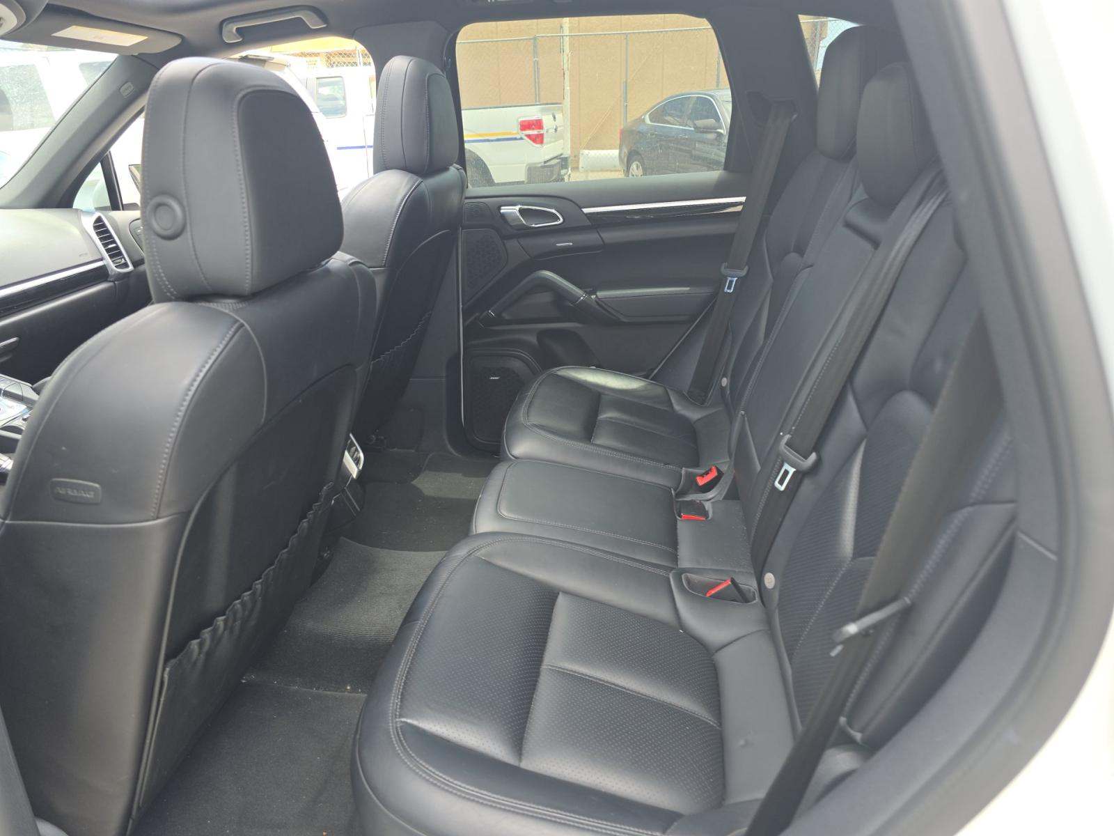 2016 Porsche Cayenne Base AWD