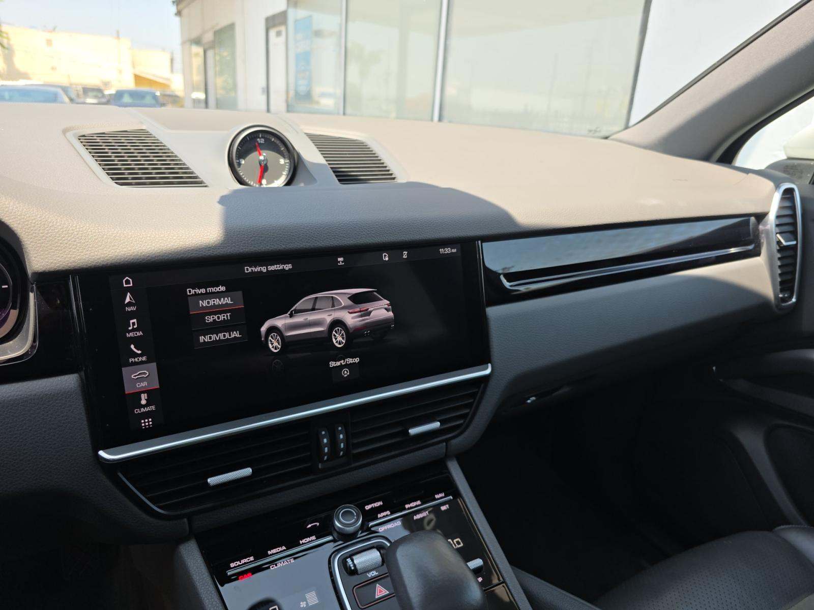 PORSCHE CAYENNE - 10