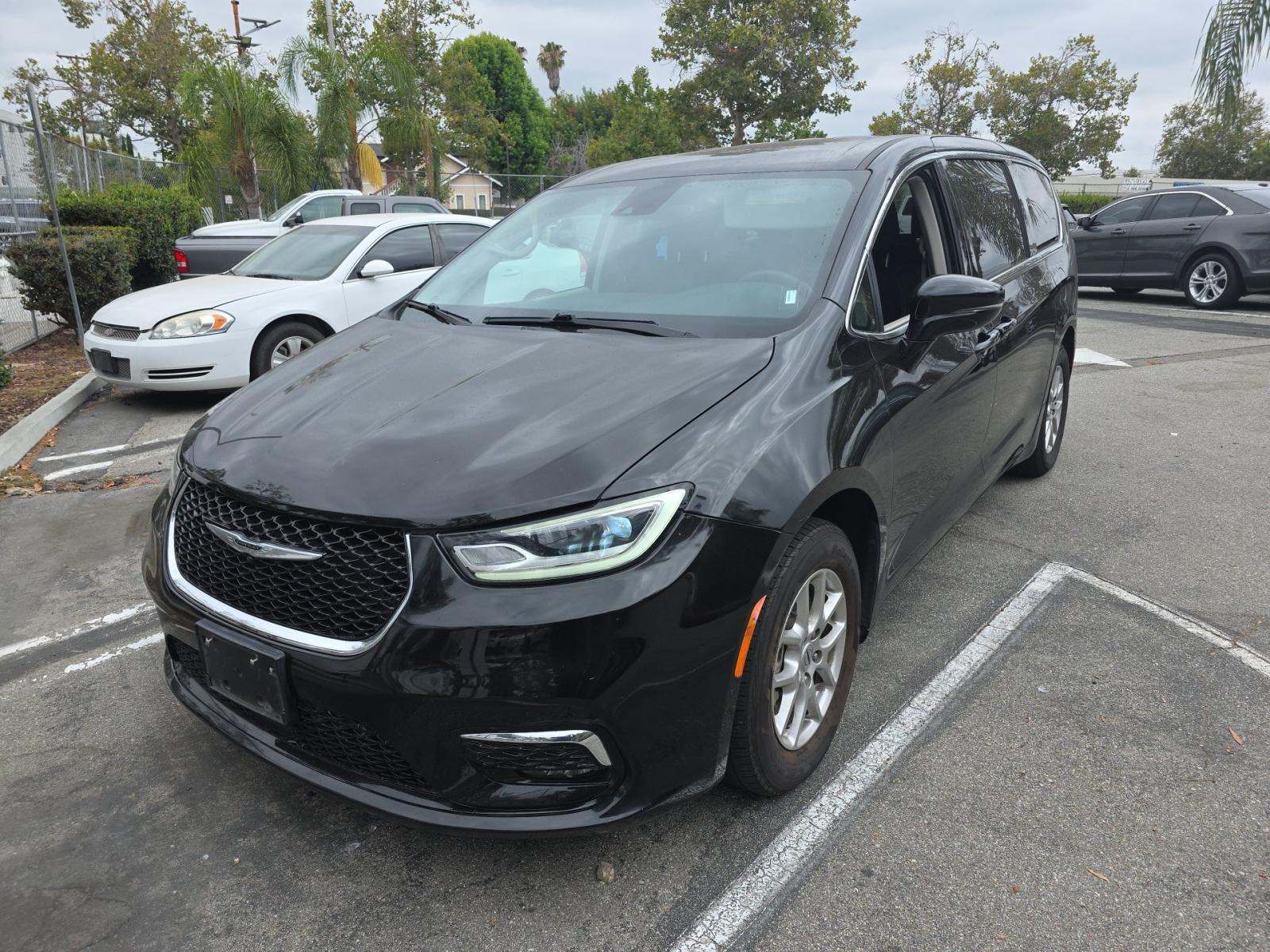 2024 Chrysler Pacifica Touring L FWD
