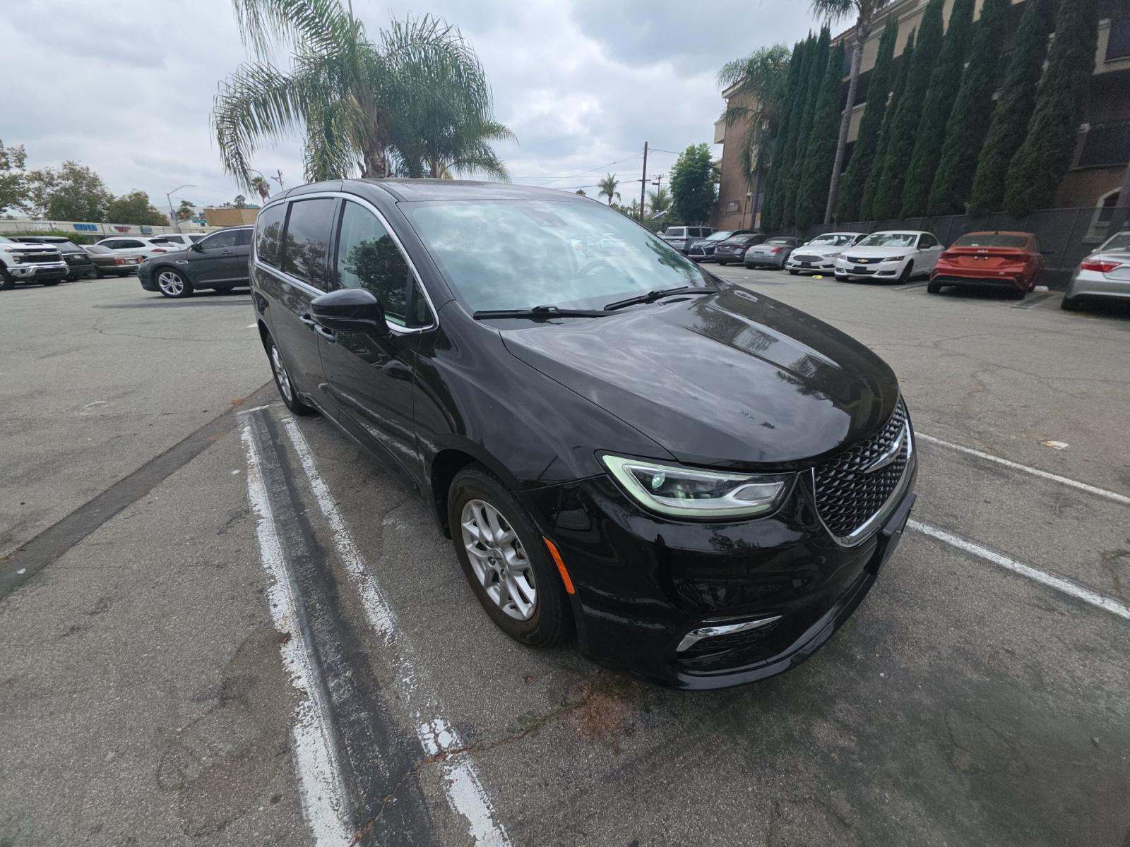 2024 Chrysler Pacifica Touring L FWD