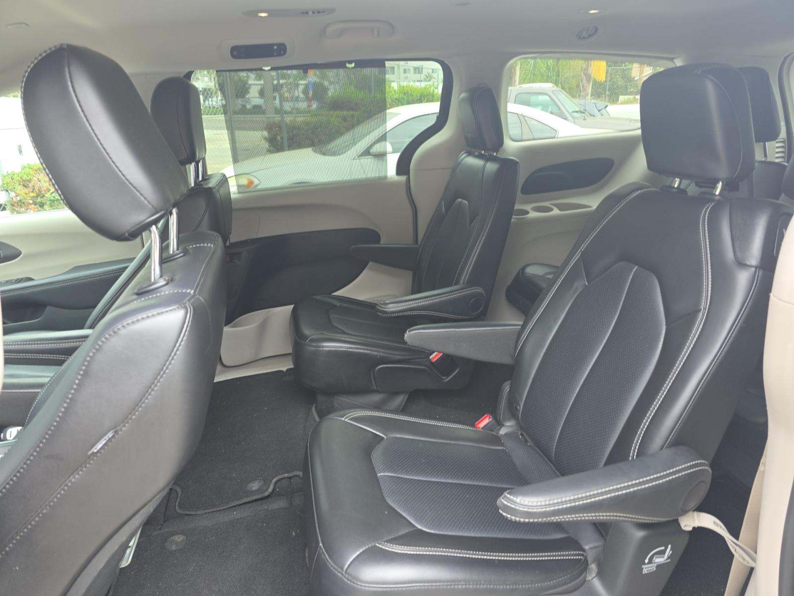 2024 Chrysler Pacifica Touring L FWD