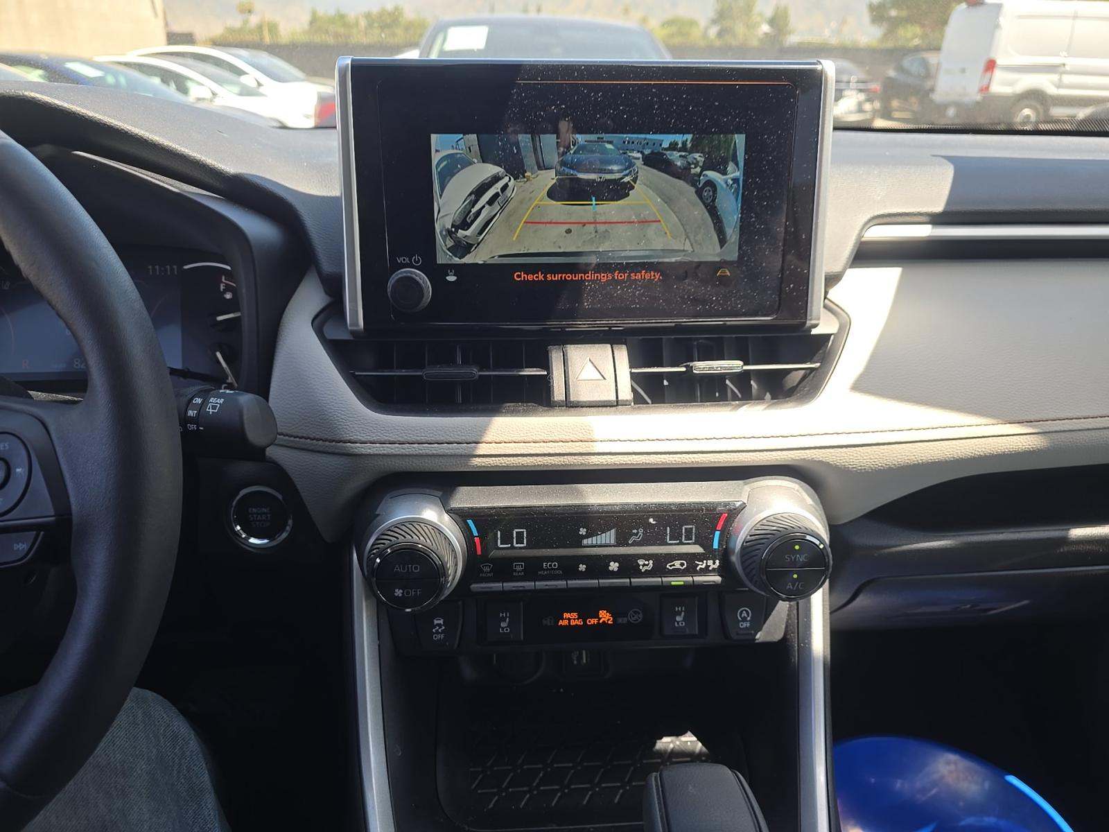 2025 Toyota RAV4 XLE FWD