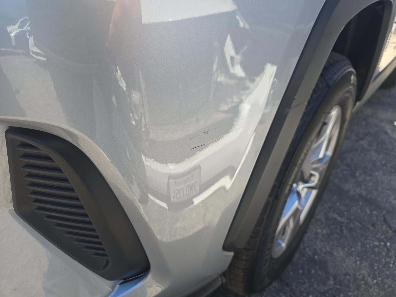 2025 Toyota RAV4 XLE FWD