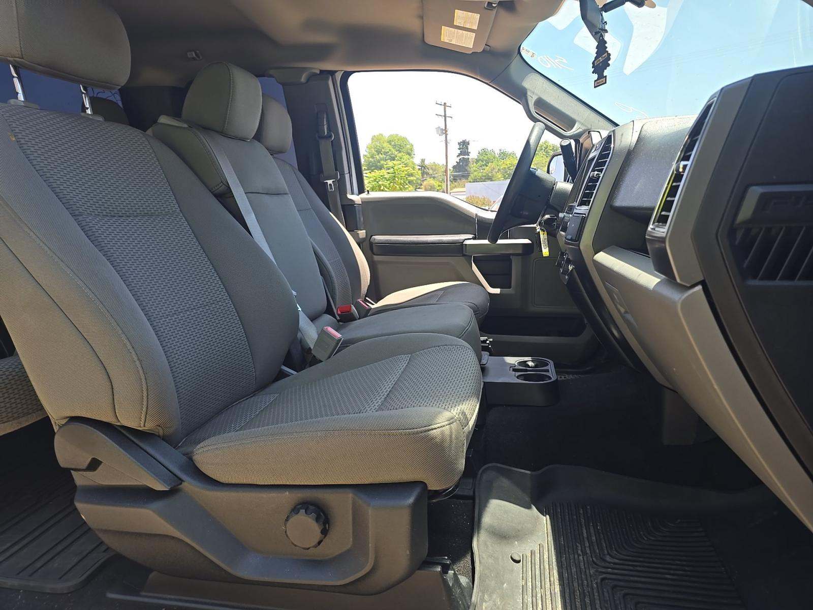 2019 Ford F-150 XLT RWD