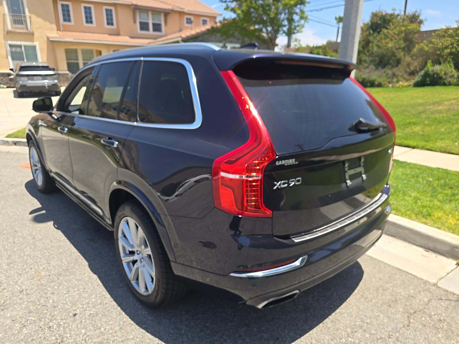 2017 Volvo XC90 T6 Inscription AWD