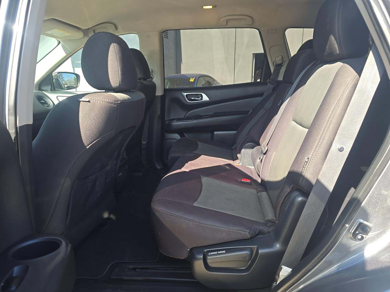 2020 Nissan Pathfinder S FWD