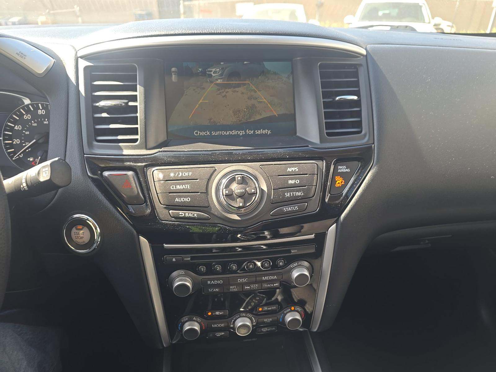 2020 Nissan Pathfinder S FWD