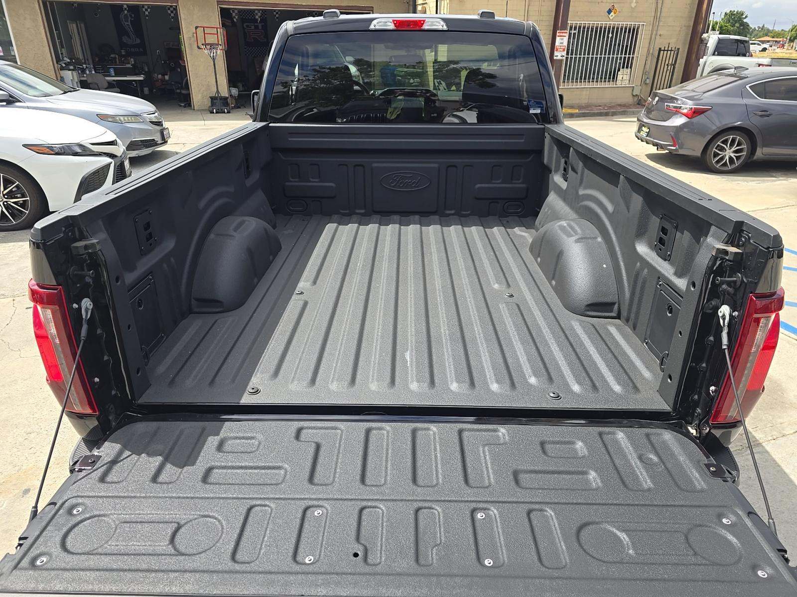 2025 Ford F-150 XL AWD
