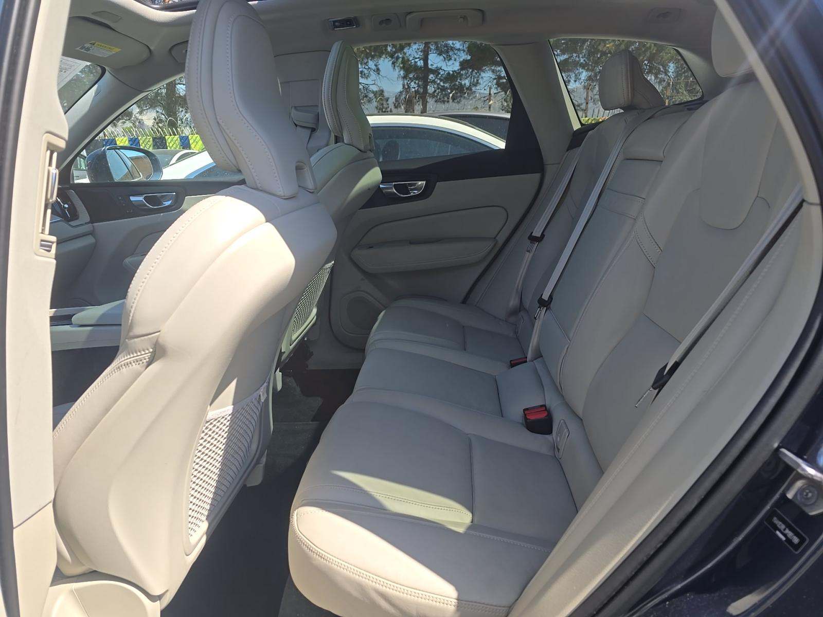 2021 Volvo XC60 T5 Inscription AWD