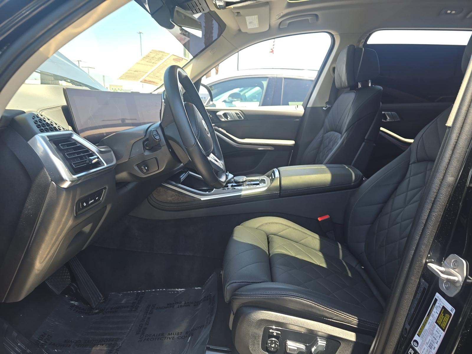 2025 BMW X7 xDrive40i AWD