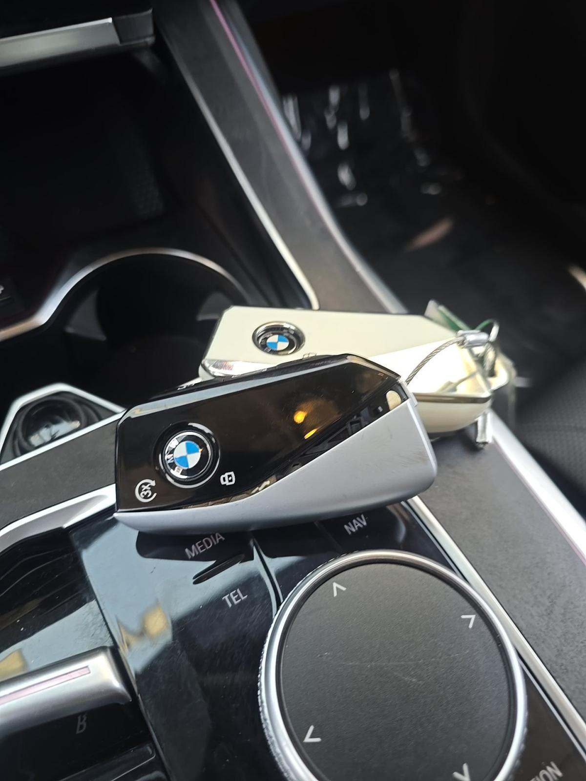 2025 BMW X7 xDrive40i AWD
