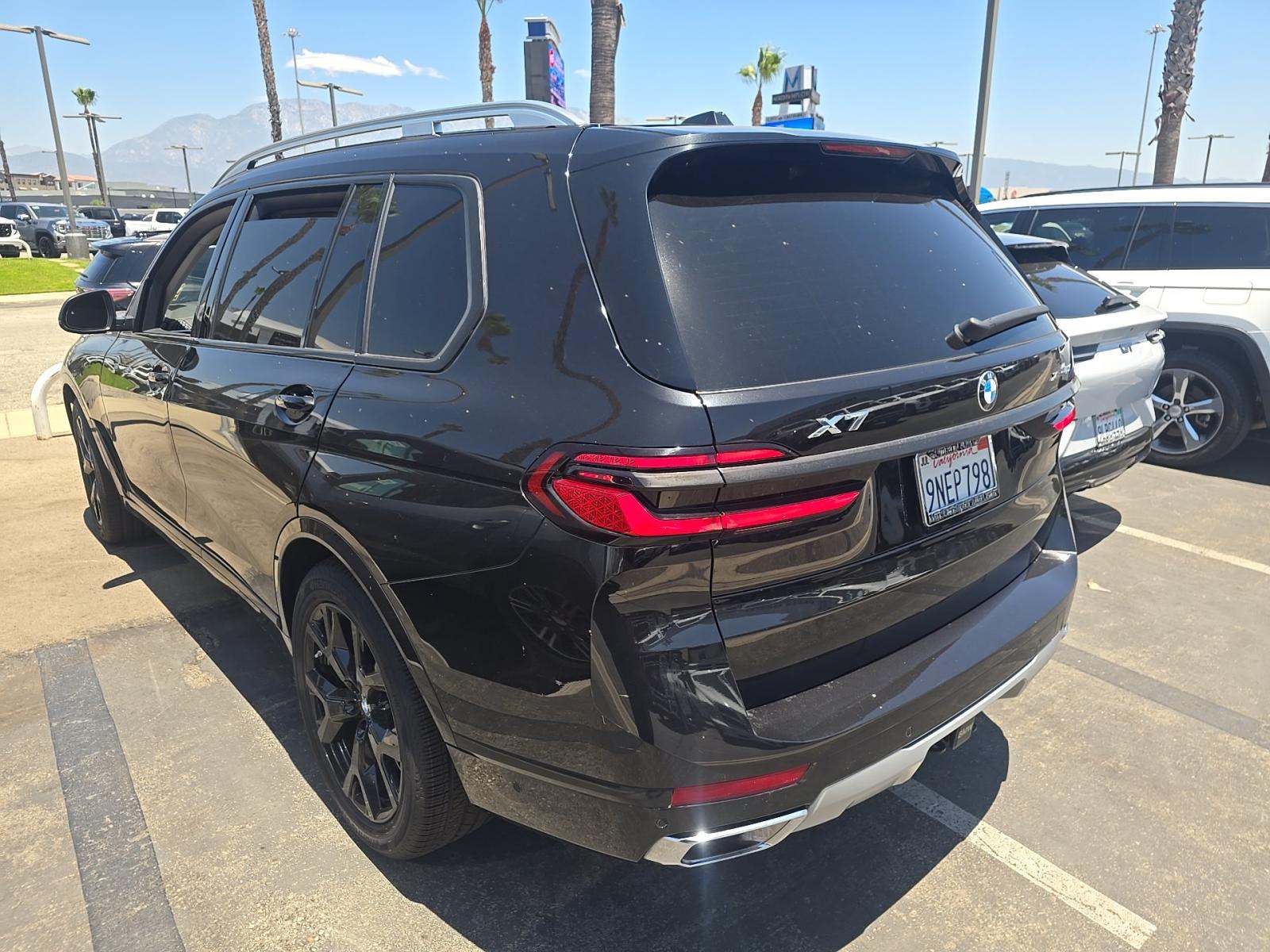 2025 BMW X7 xDrive40i AWD