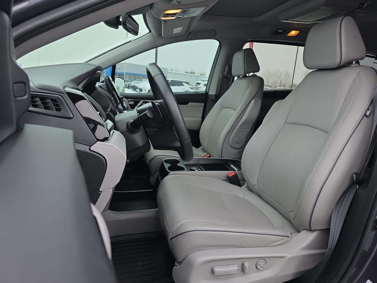 2023 Honda Odyssey Elite FWD