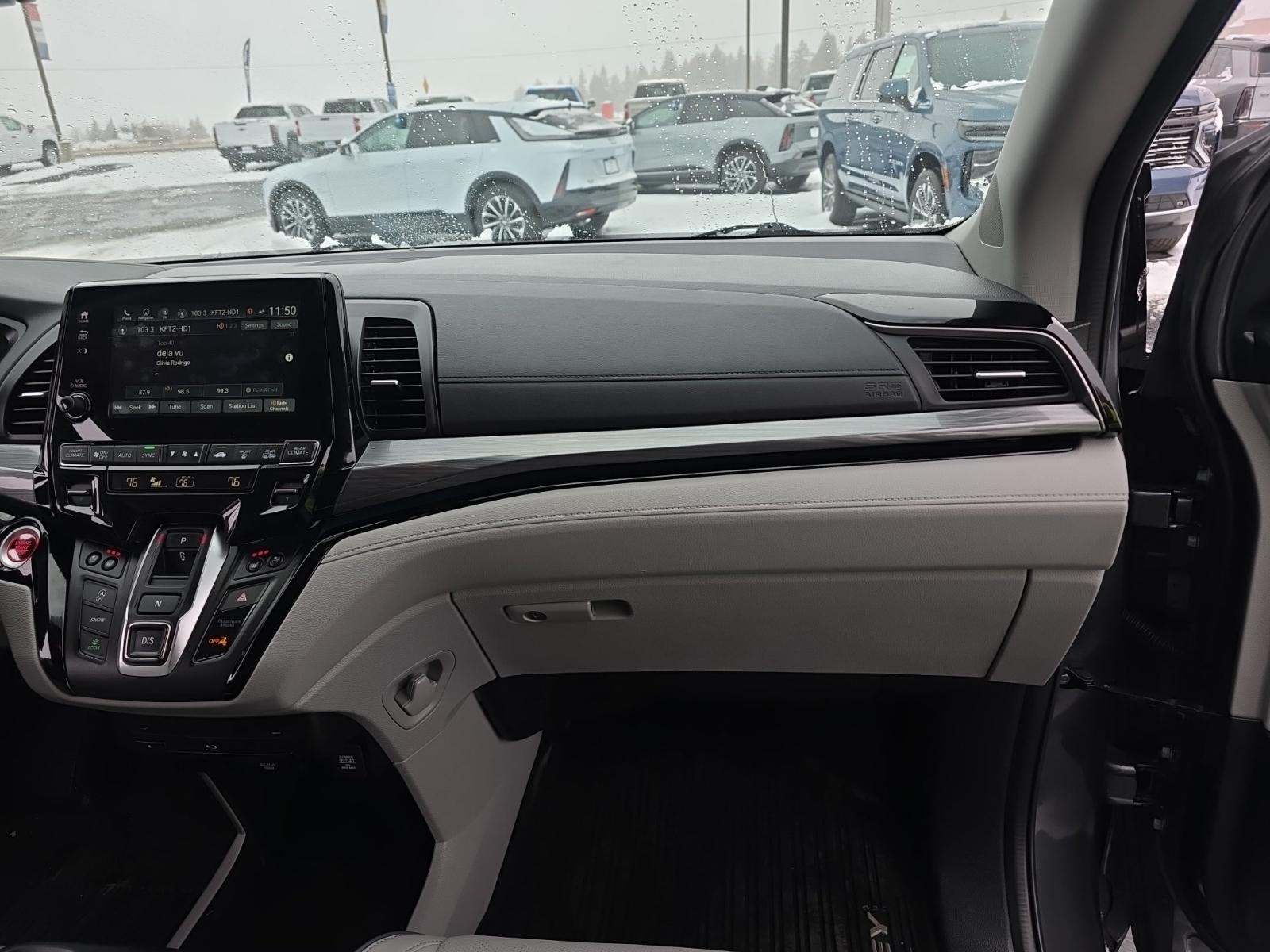 2023 Honda Odyssey Elite FWD