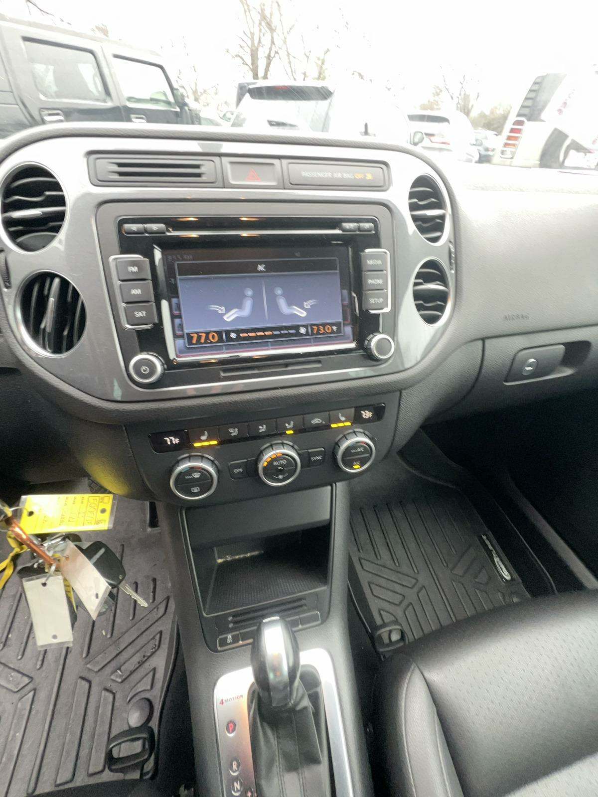 2013 Volkswagen Tiguan SE AWD