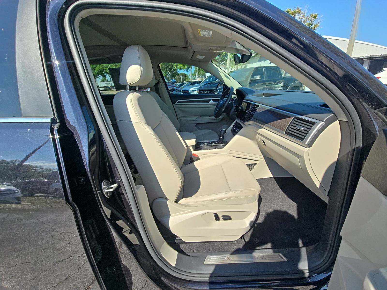 2019 Volkswagen Atlas 3.6L SEL R-Line AWD