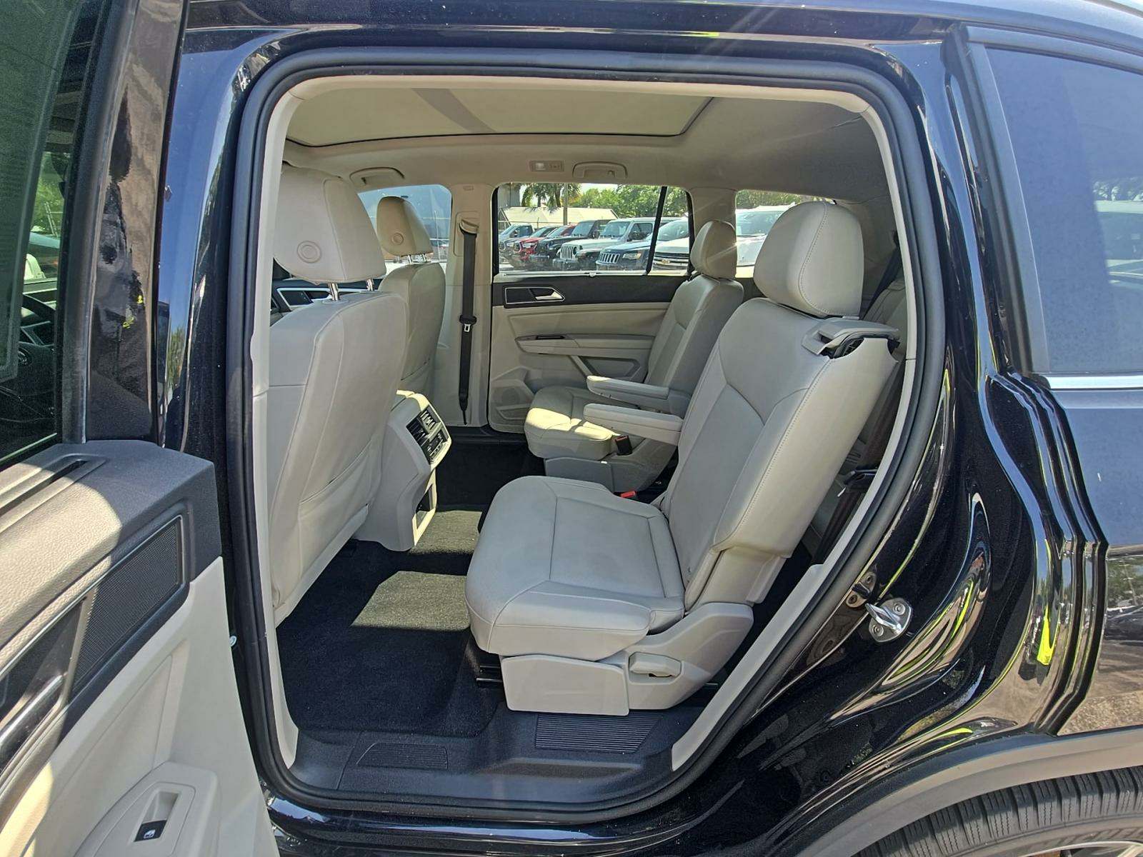 2019 Volkswagen Atlas 3.6L SEL R-Line AWD