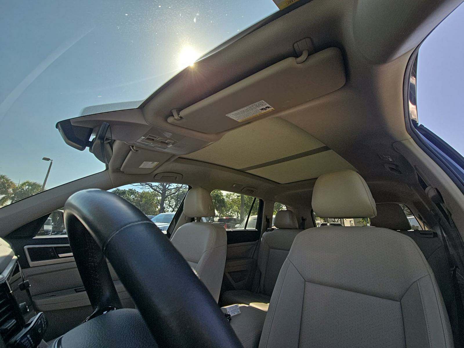 2019 Volkswagen Atlas 3.6L SEL R-Line AWD