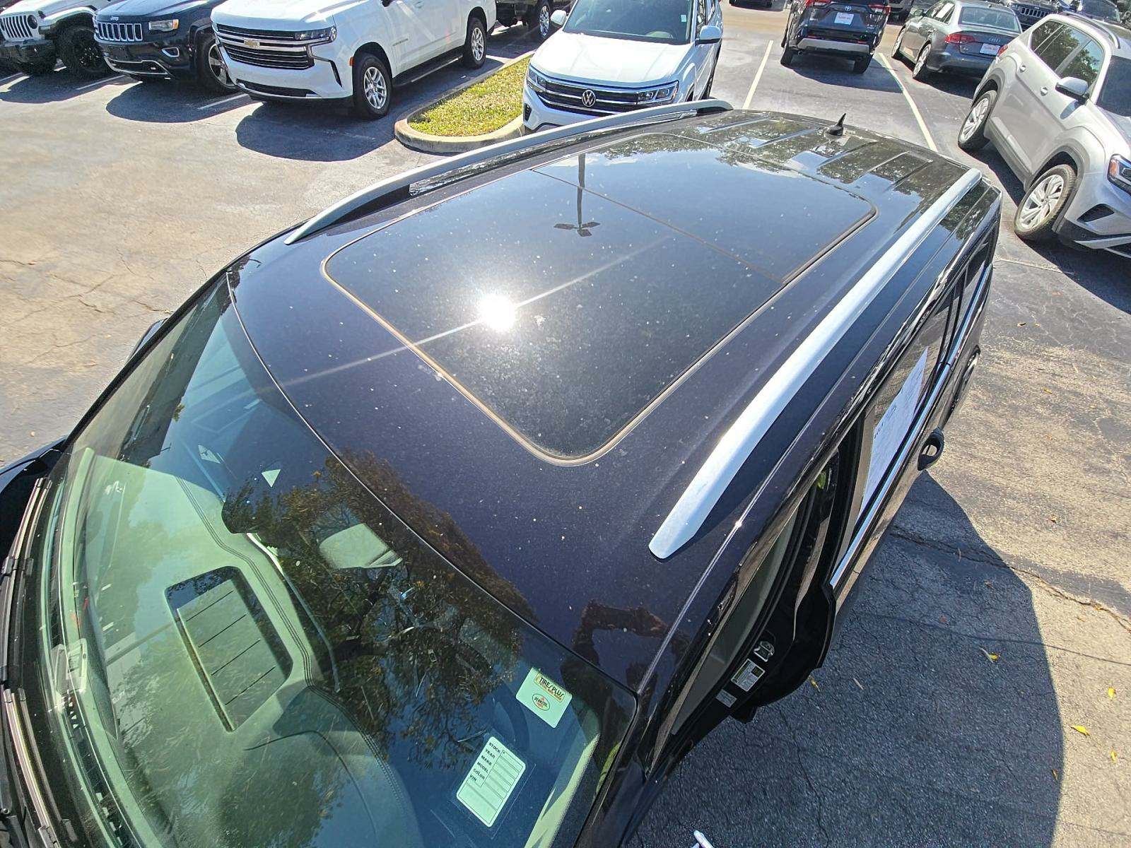 2019 Volkswagen Atlas 3.6L SEL R-Line AWD