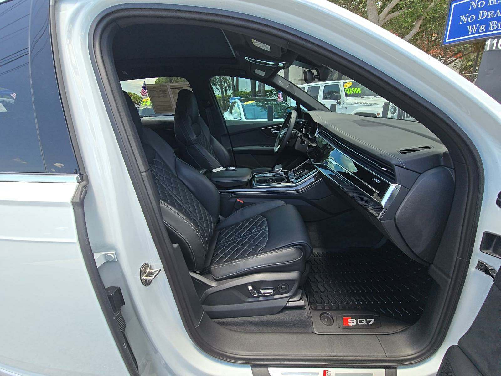 2023 Audi SQ7 Premium Plus AWD