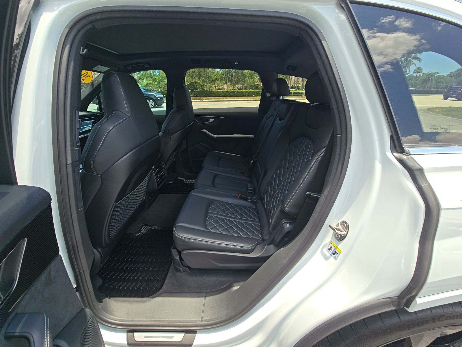 2023 Audi SQ7 Premium Plus AWD