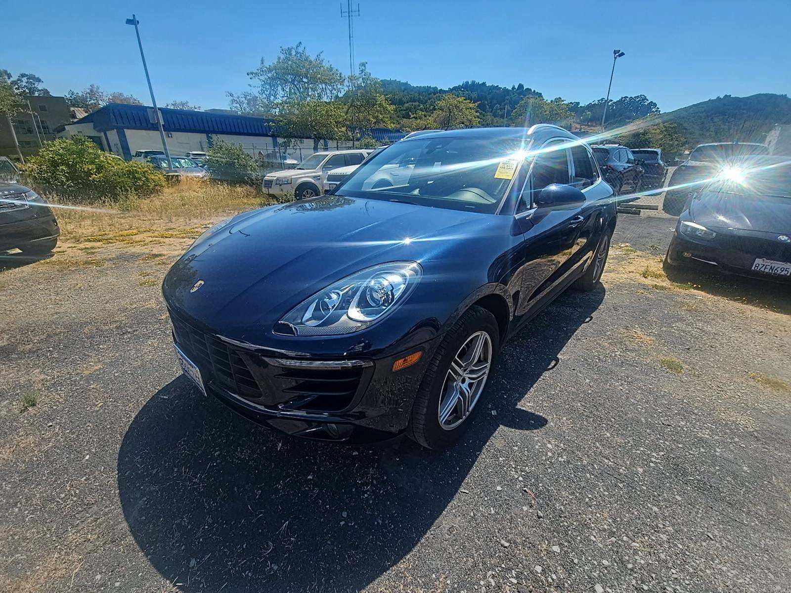 2015 Porsche Macan S