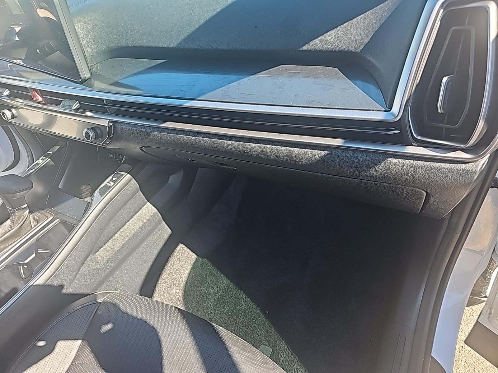 2025 Kia Sorento S FWD