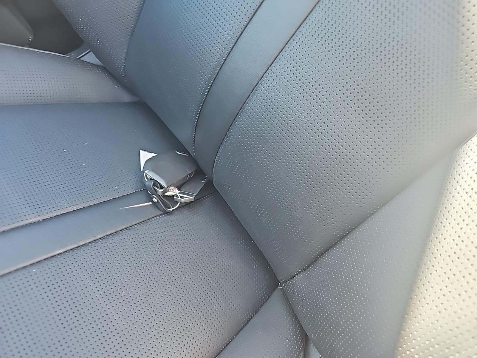 2025 Kia Sorento S FWD