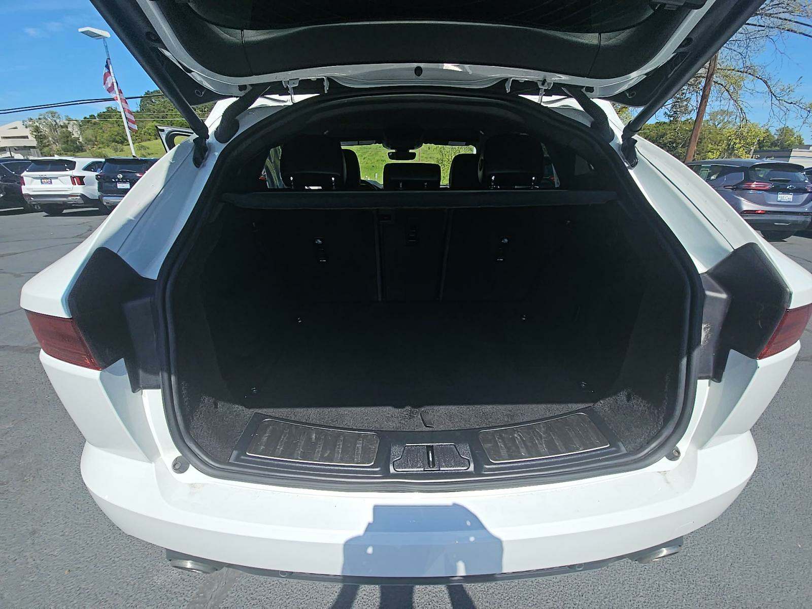 2022 Jaguar E-PACE SE AWD