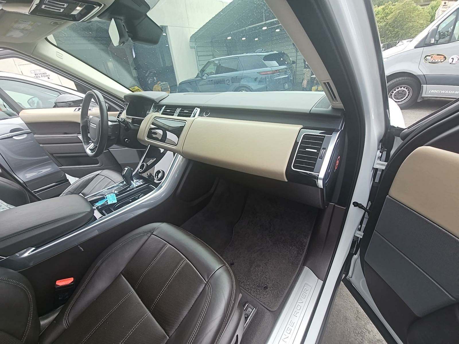 2018 Land Rover Range Rover Sport HSE AWD