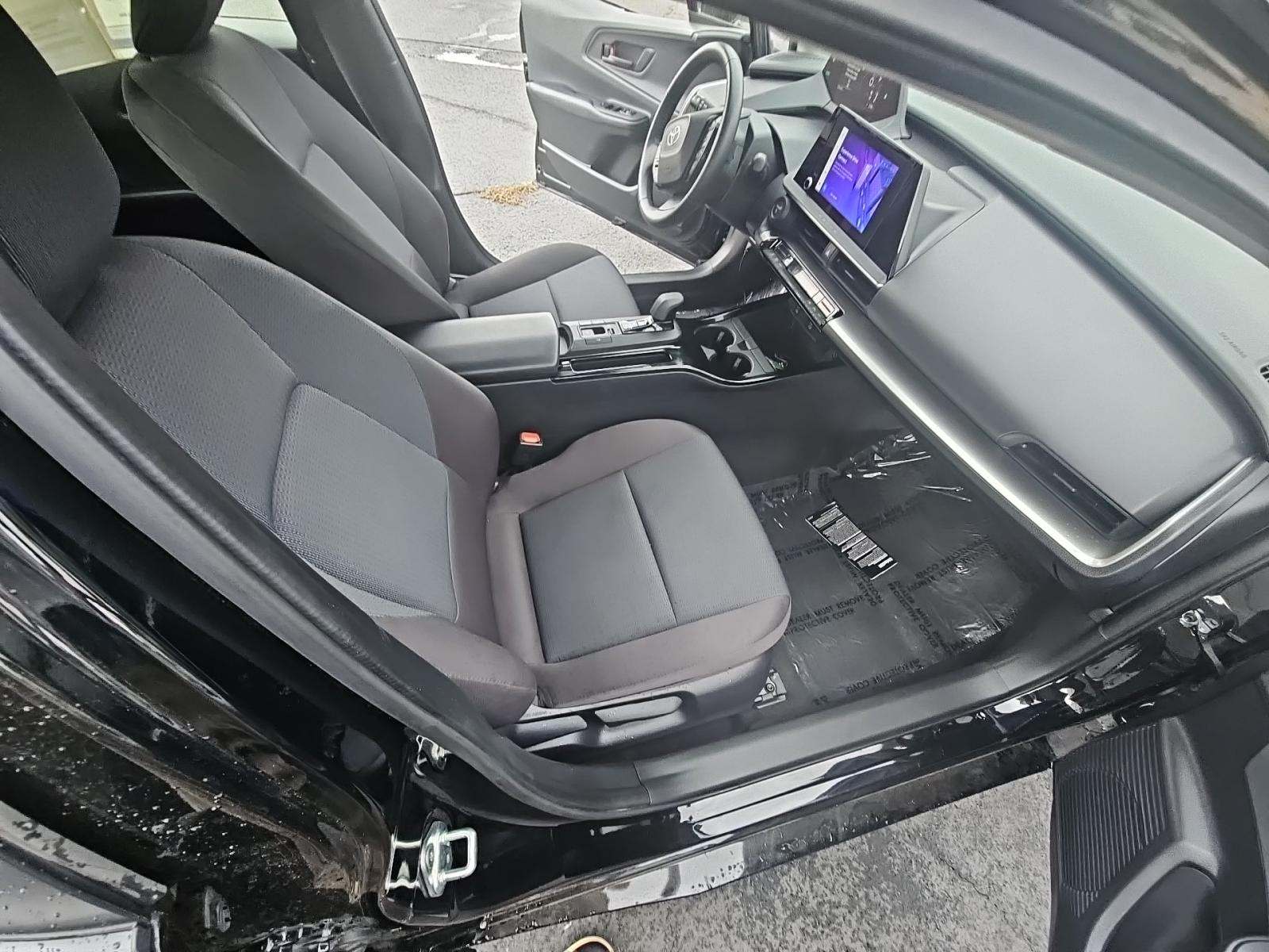 2024 Toyota Prius LE FWD