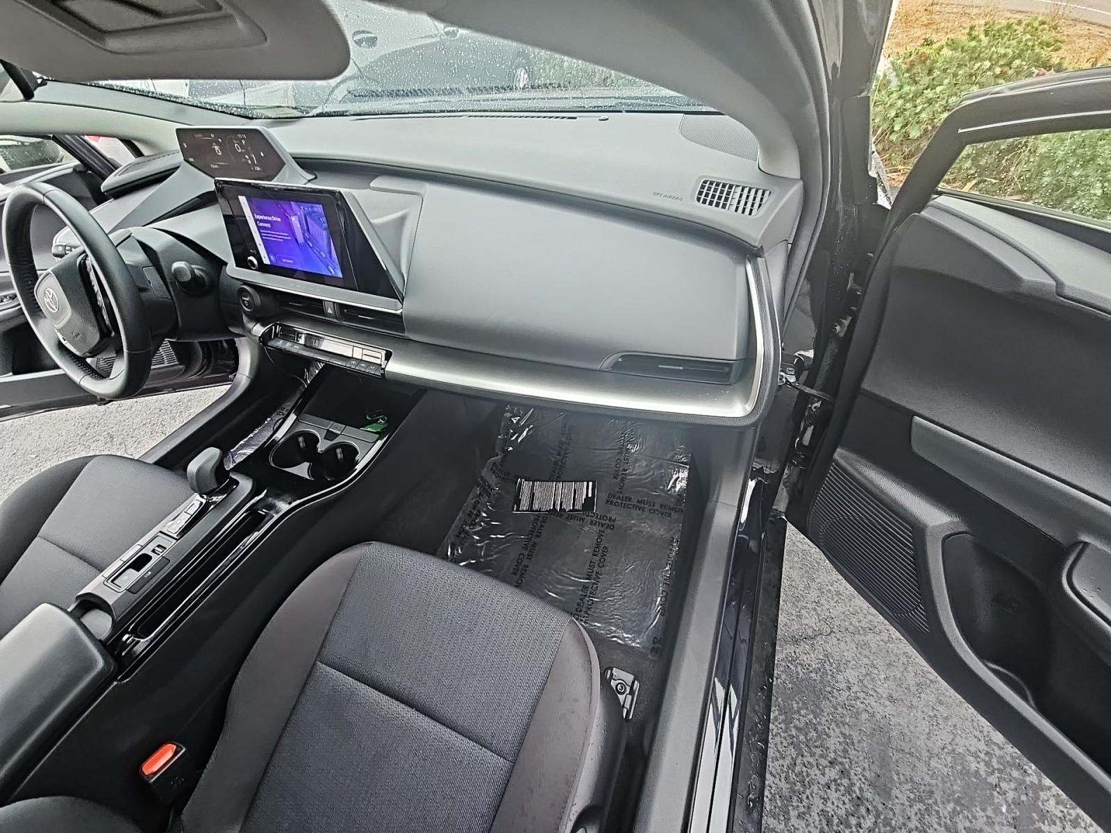 2024 Toyota Prius LE FWD