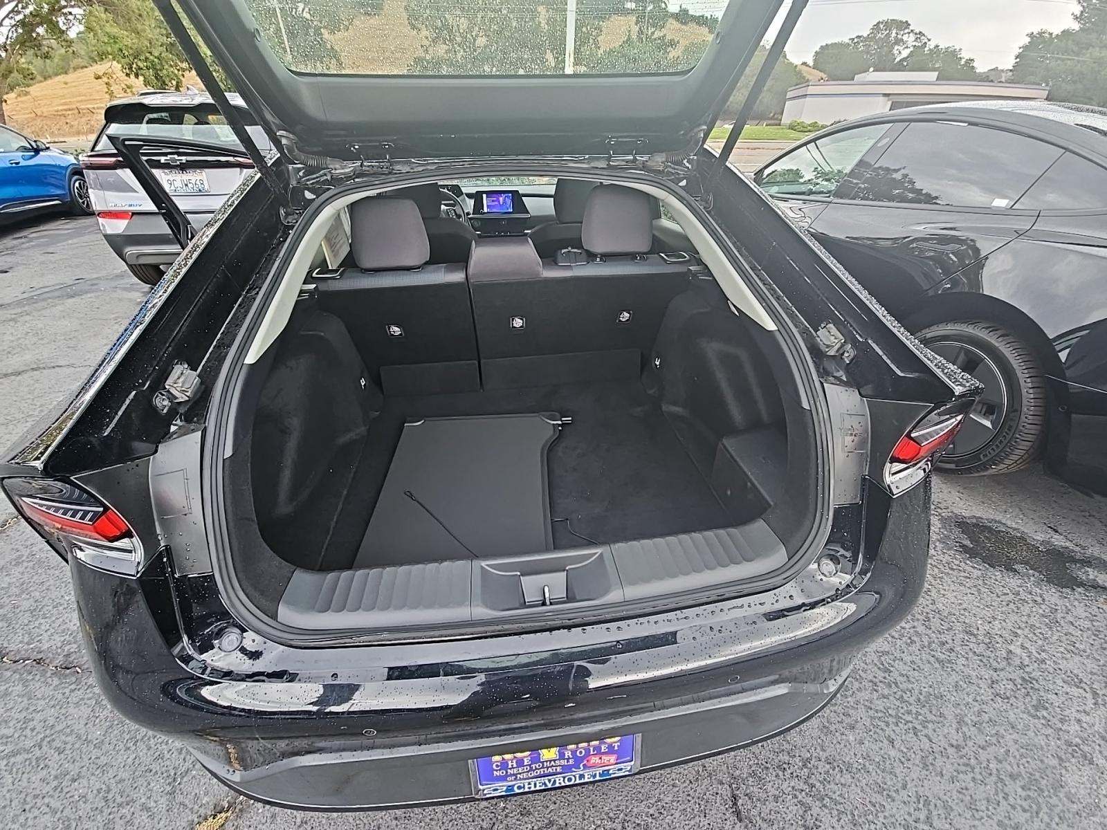 2024 Toyota Prius LE FWD