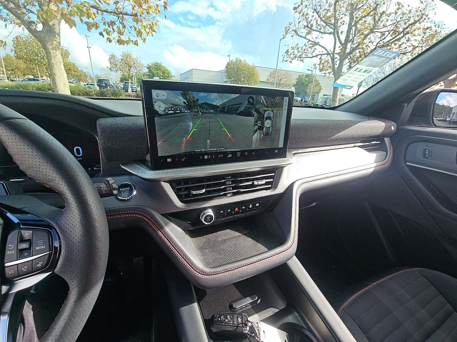 2025 Ford Explorer ST-Line AWD