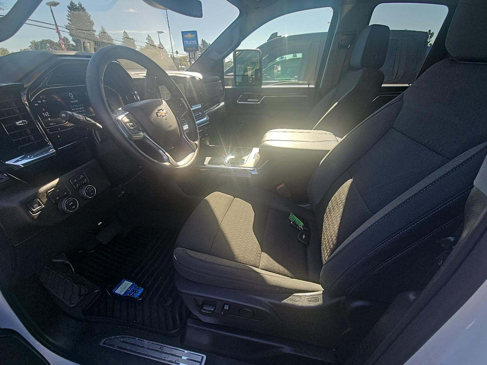 2025 Chevrolet Silverado 2500HD LT AWD