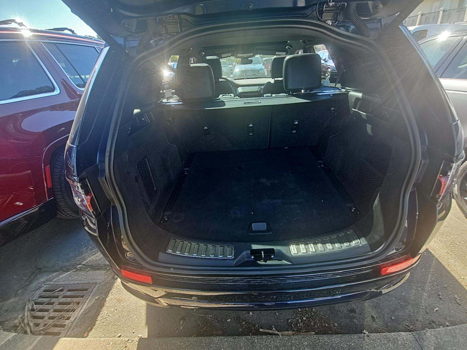 2023 Land Rover Discovery Sport S R-Dynamic AWD