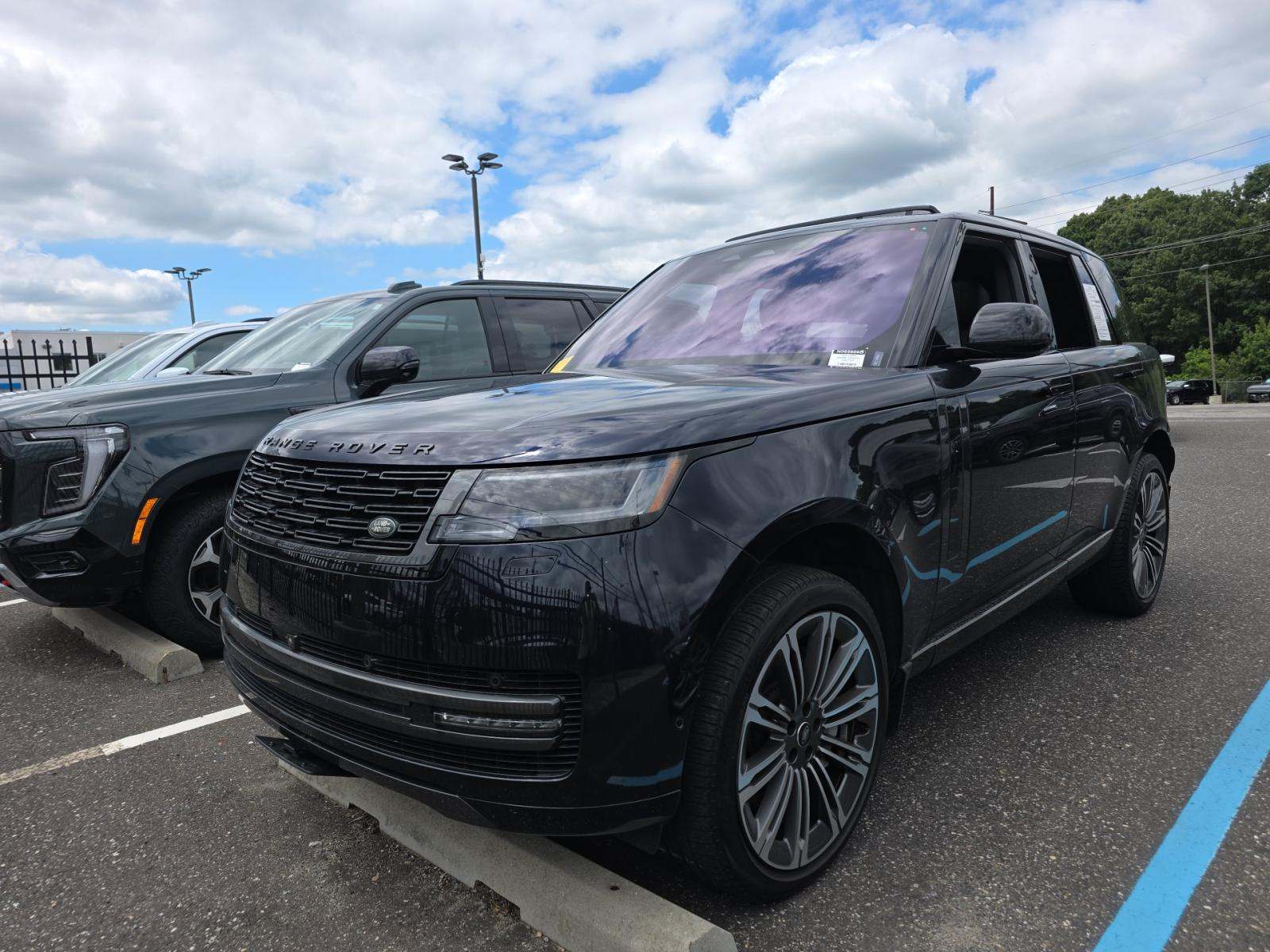 2023 Land Rover Range Rover SE AWD