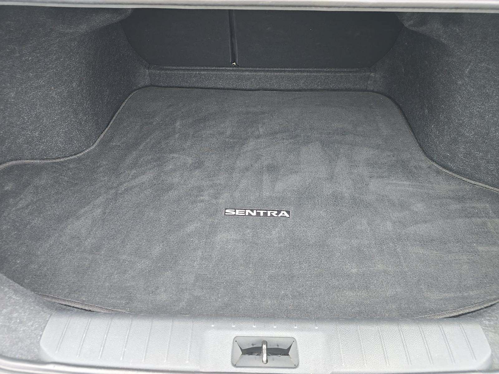 NISSAN SENTRA - 10
