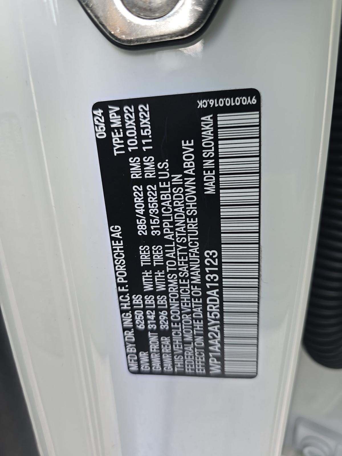 2024 Porsche Cayenne Base AWD