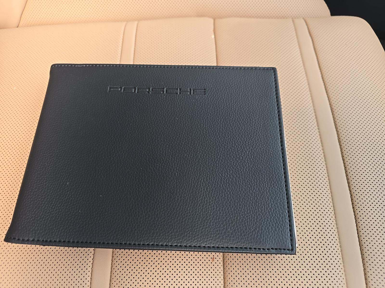 2024 Porsche Cayenne Base AWD