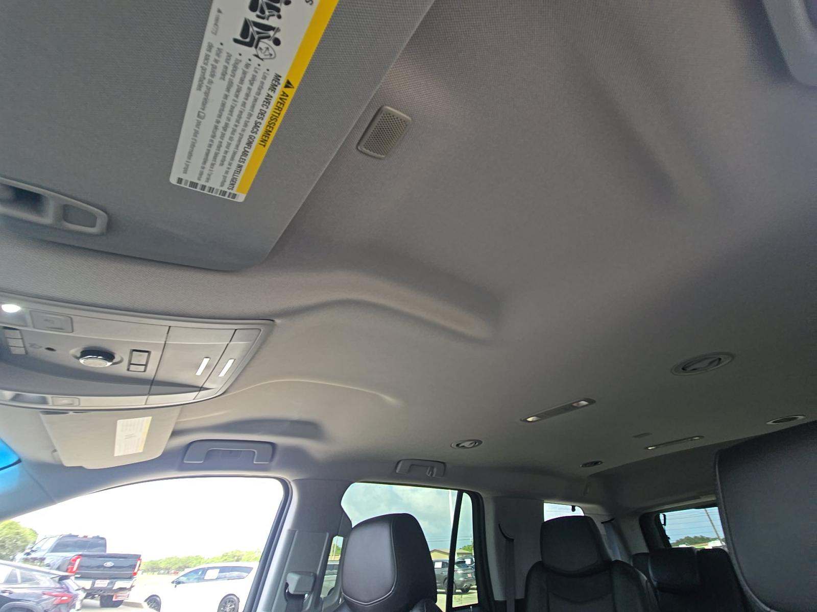 2018 Cadillac Escalade Base RWD